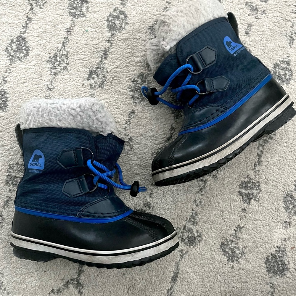 ✖️SOLD✖️Sorel Boys Snow Boots Yoot Pac
